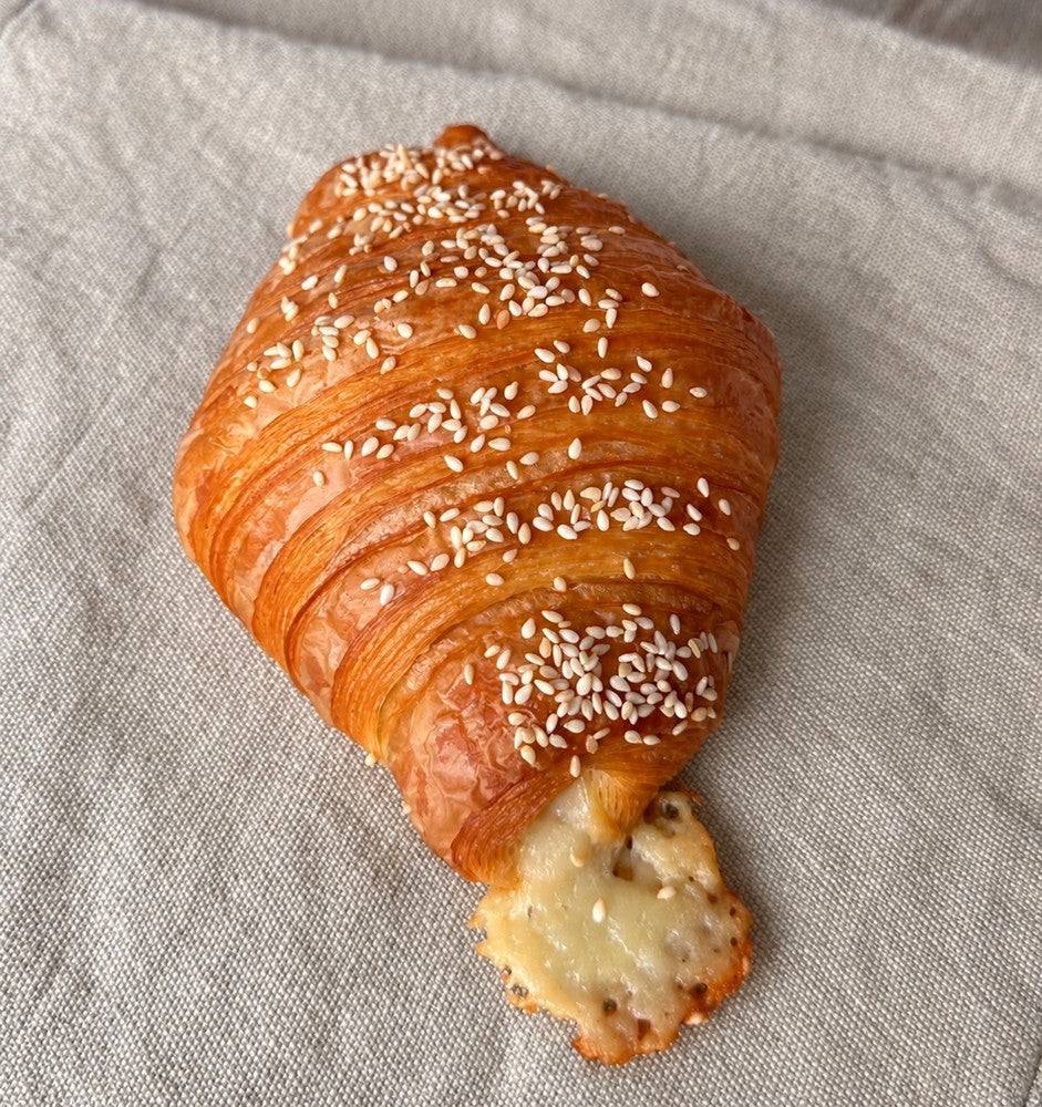 CROISSANT CHEDDAR